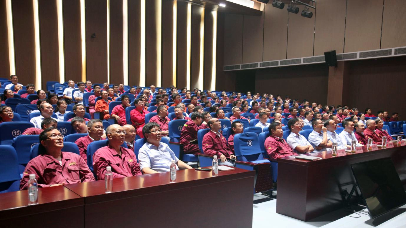 致敬伟大胜利 汲取奋进力量 淮钢集中收看纪念中国人民抗日战争 暨世界反法西斯战争胜利80周年大会